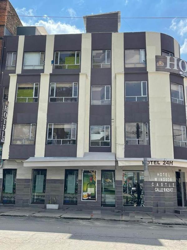 Hotel Windsor Castle Bogotá Exteriör bild